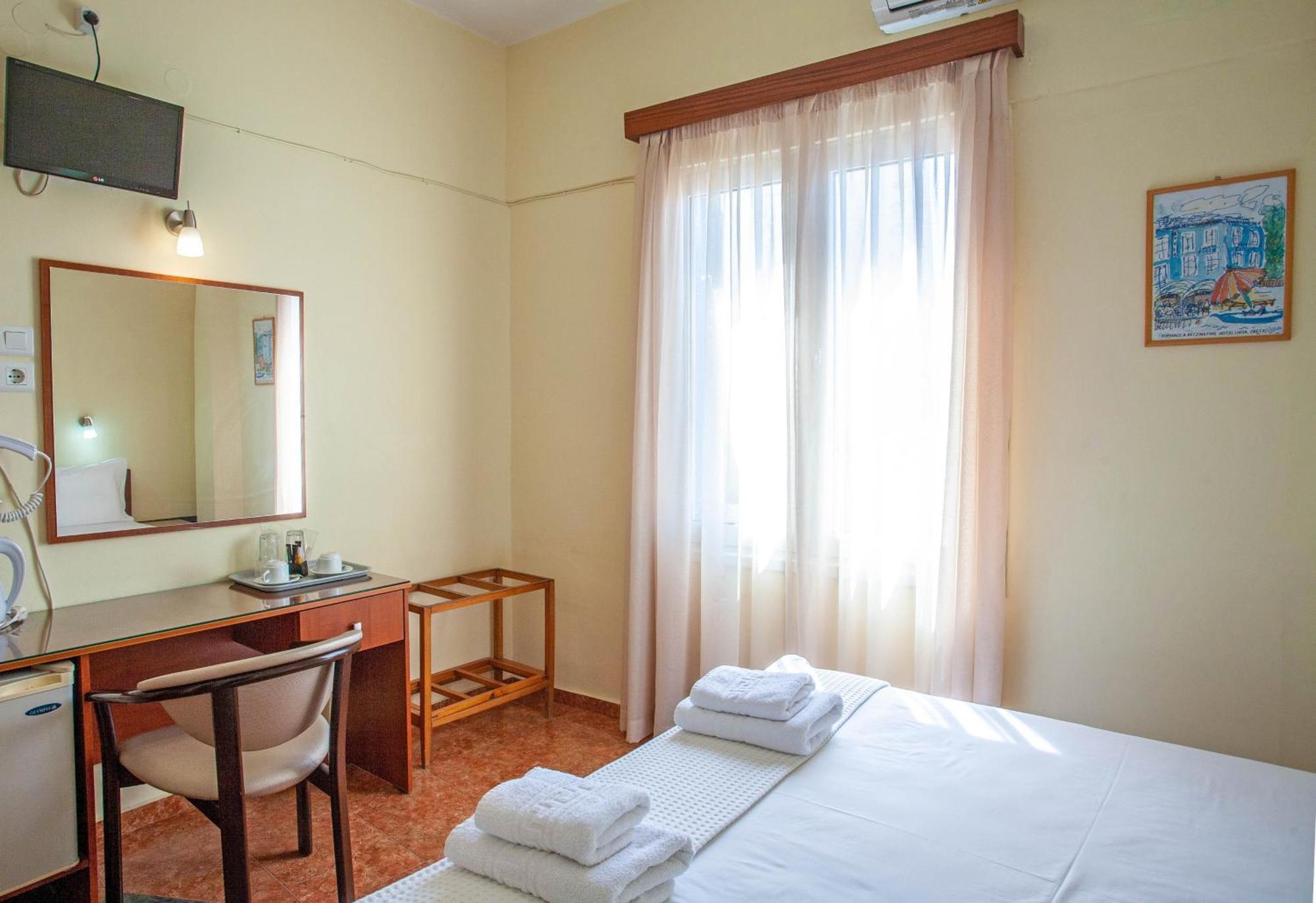 Lucia Hotel Chania  Exterior photo