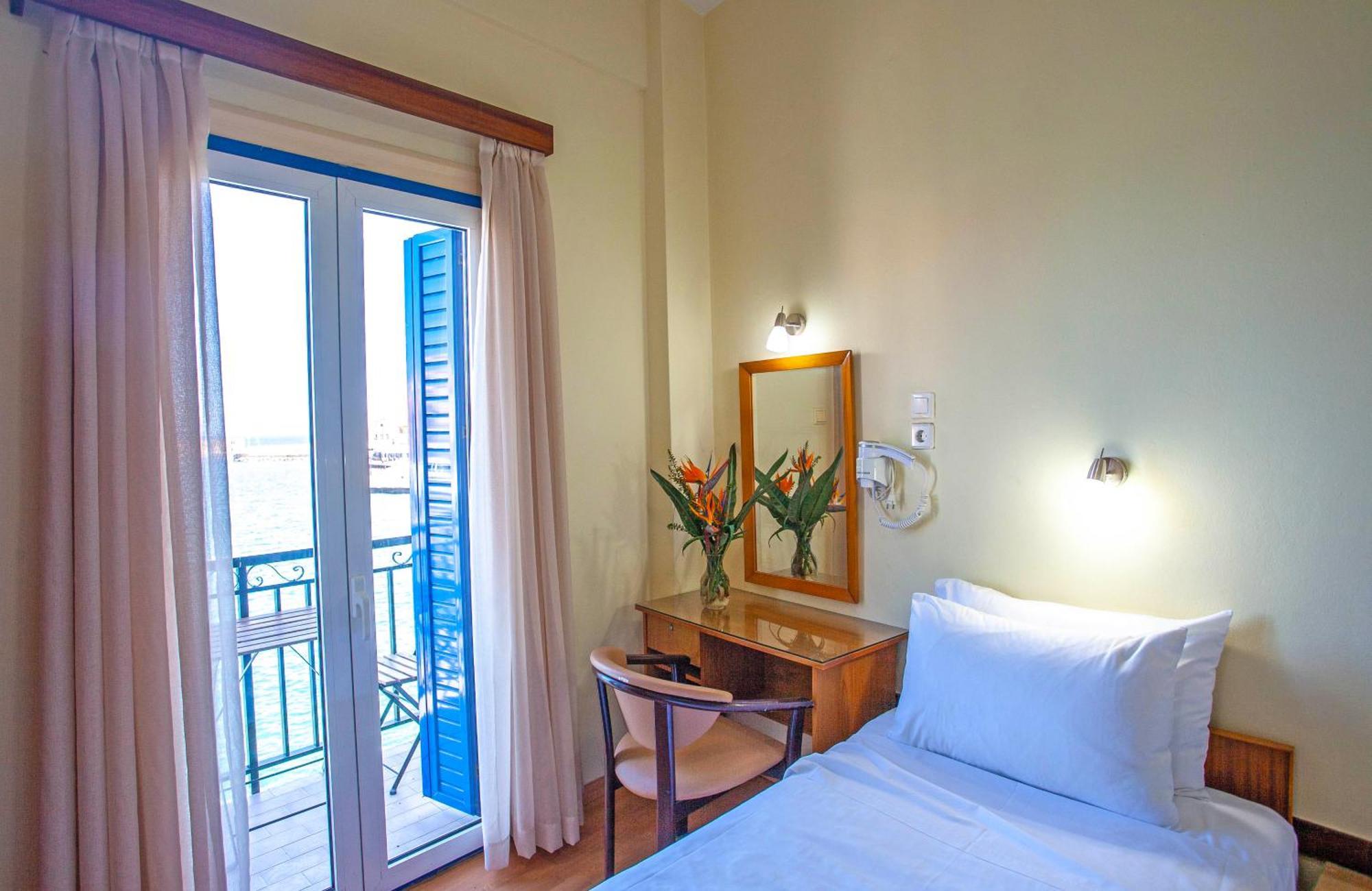 Lucia Hotel Chania  Exterior photo