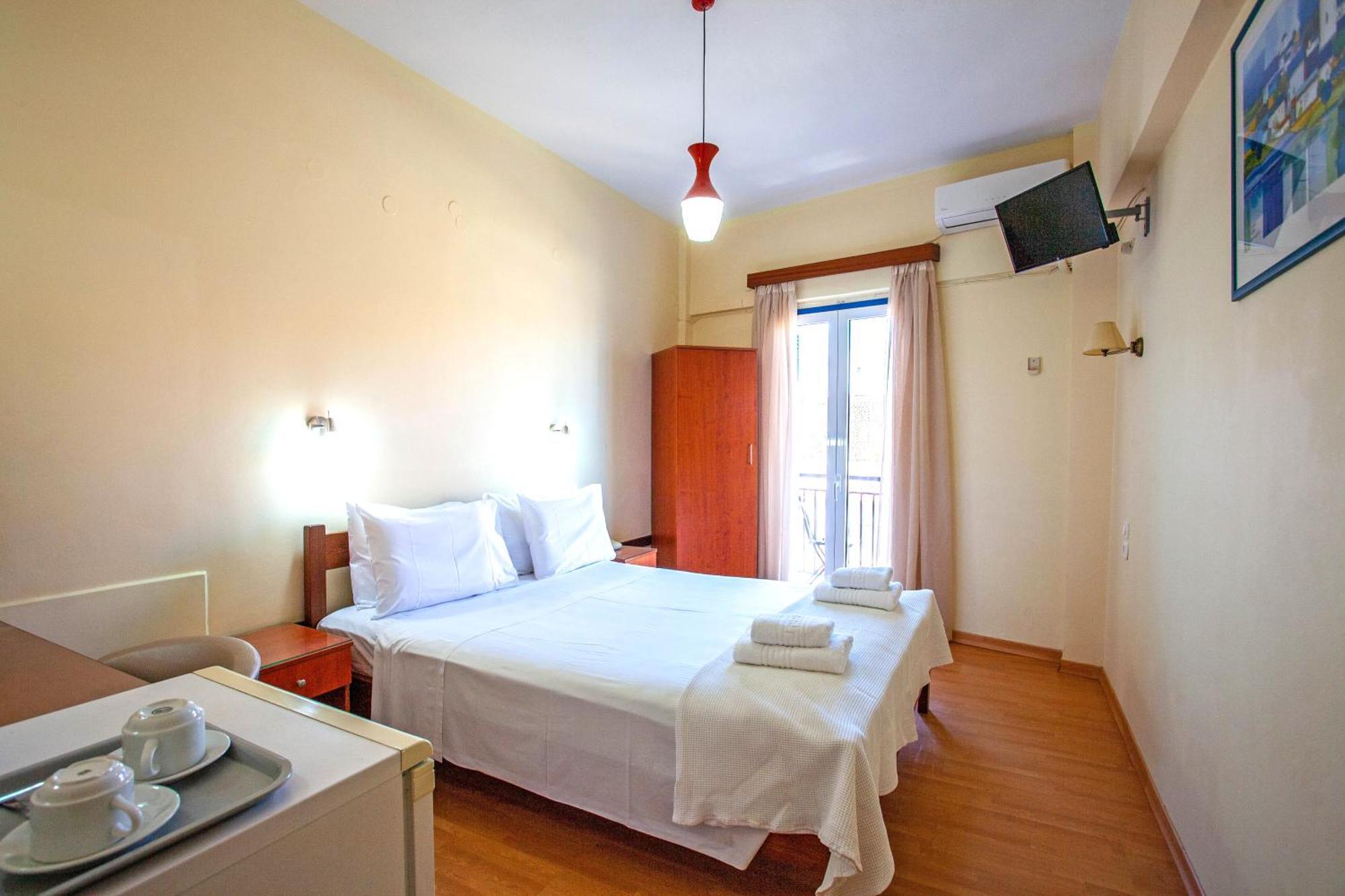 Lucia Hotel Chania  Exterior photo
